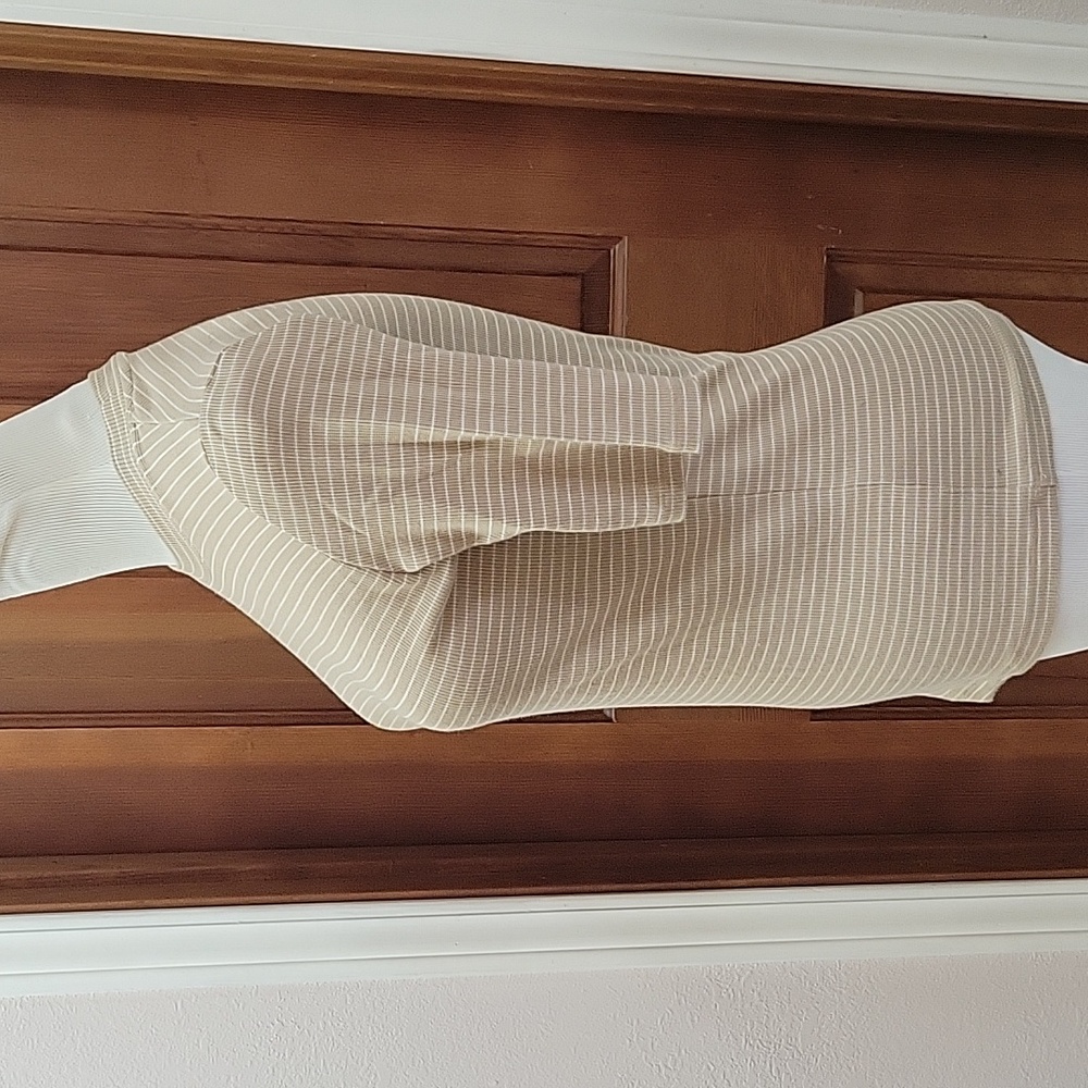 Vince Beige Ribbed Short Sleeve Top - Picture 3 of 6